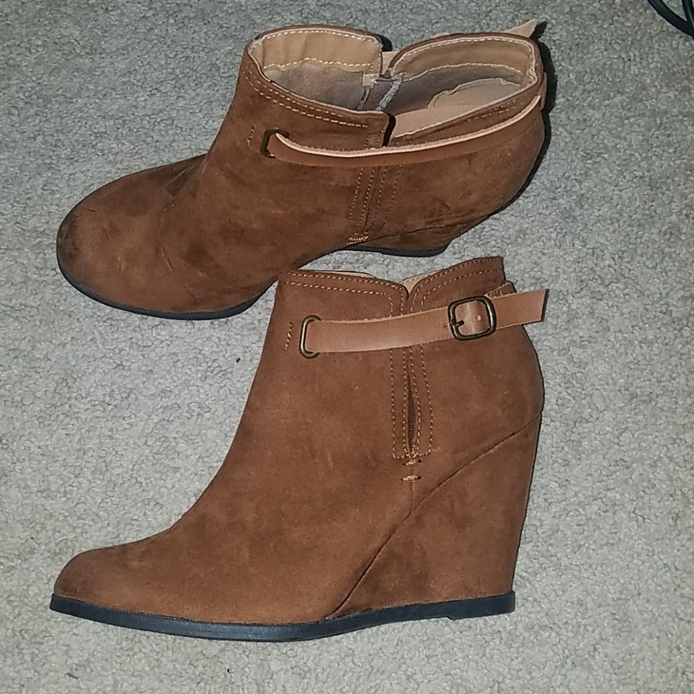 Maurices Wedge Booties